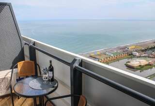 Апарт-отели Orbi City Batumi - Cozy Apts - Beach View & Balcony Батуми Номер-студио с кроватью размера "king-size" и диван-кроватью-24