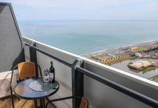 Апарт-отели Orbi City Batumi - Cozy Apts - Beach View & Balcony Батуми Номер-студио с кроватью размера "king-size" и диван-кроватью-26